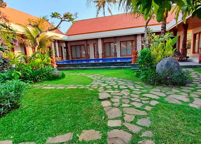 Puri Abian Ari * Karangasem